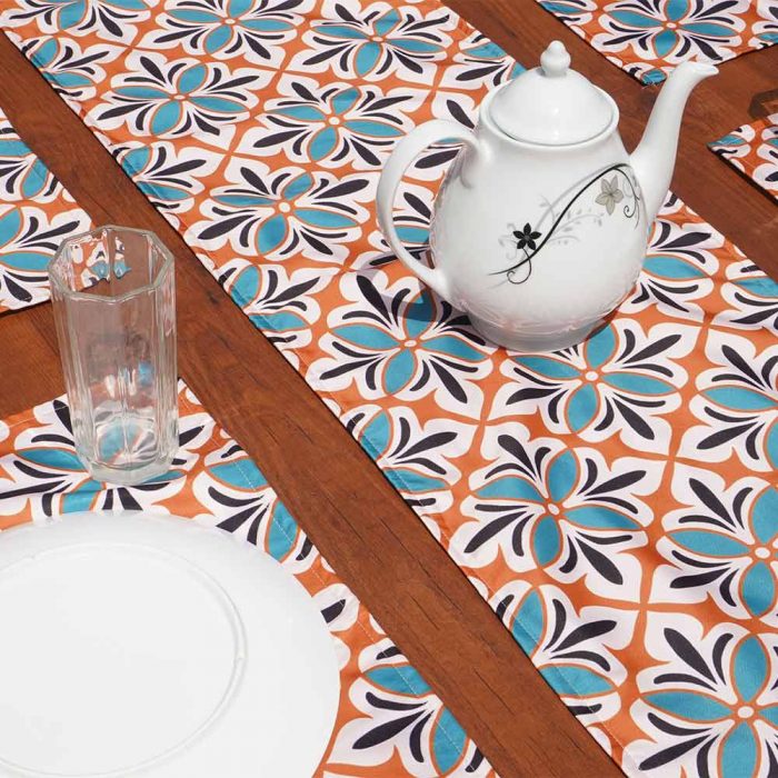 Table Runner Real Image